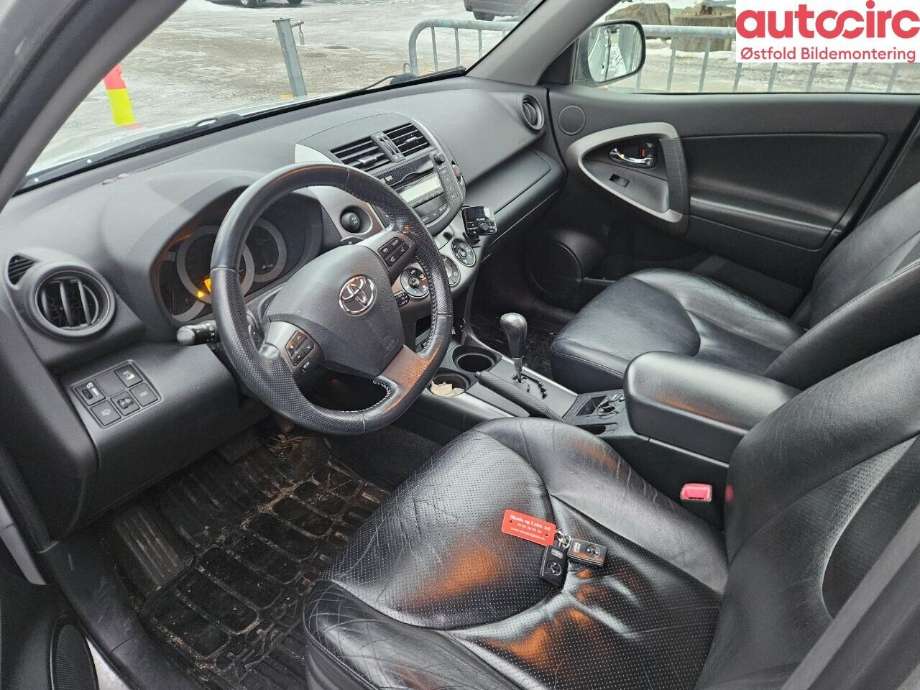 Toyota RAV4 2009-2013 (Type III, Fase 2) , Motorkode: 3ZR-FAE, Girkassekode: 