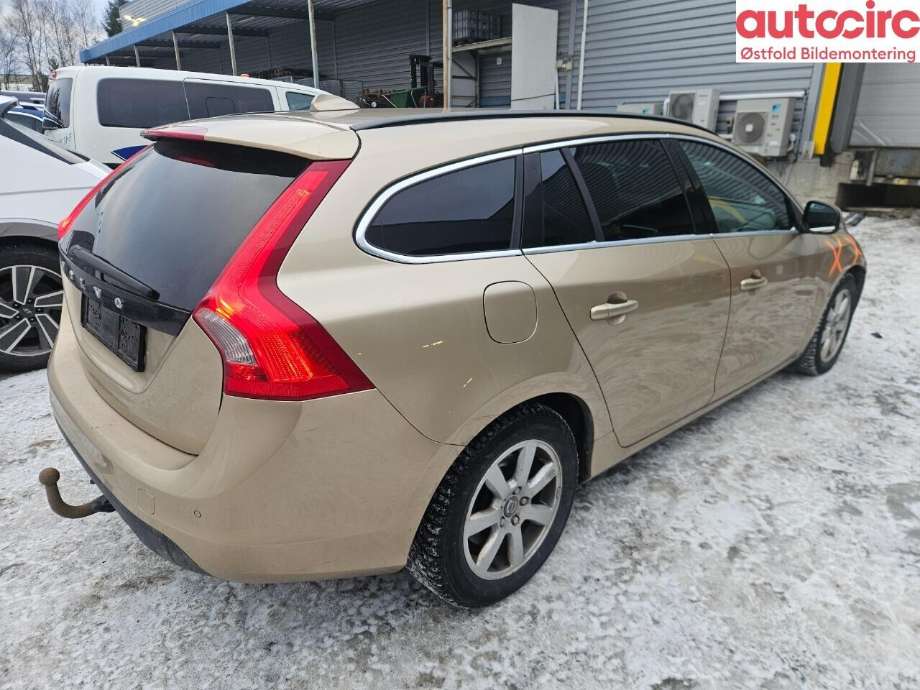 Volvo V60 2010-2013 (Type I, Fase 1) , Motorkode: D4162T, Girkassekode: 