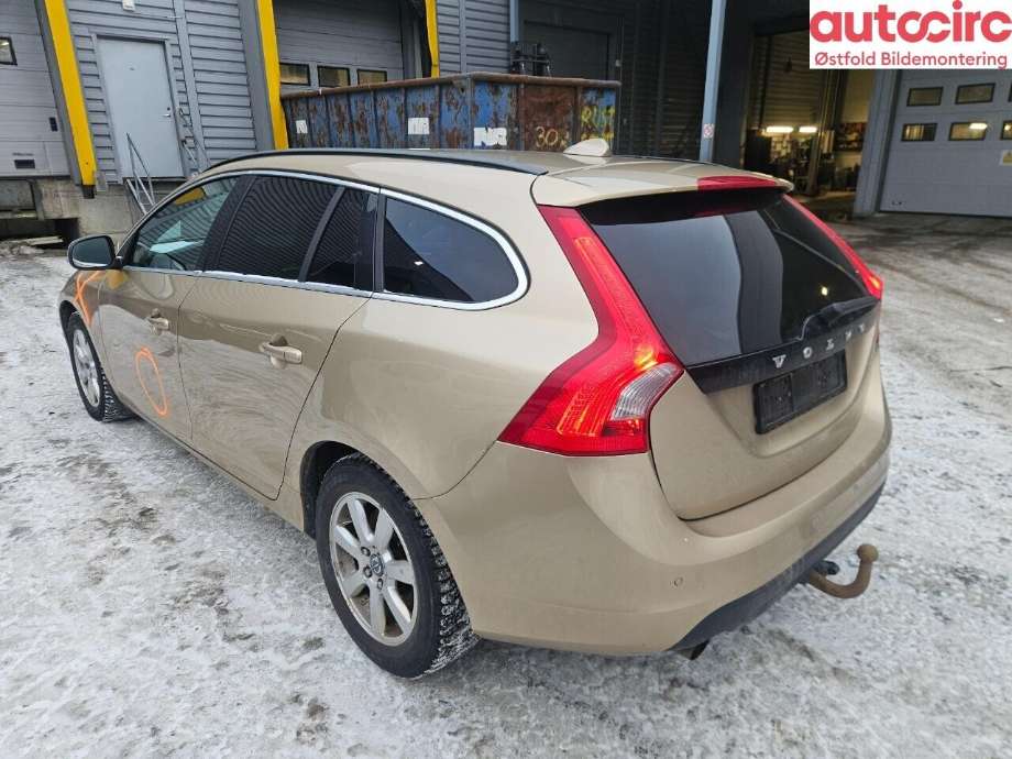 Volvo V60 2010-2013 (Type I, Fase 1) , Motorkode: D4162T, Girkassekode: 