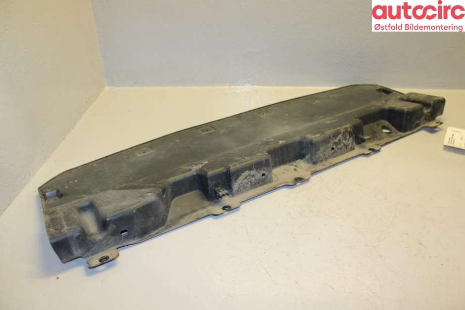 Frontplate nedre til Nissan NV200 2010-2019  (NISSAN|62663-4FA0A|)