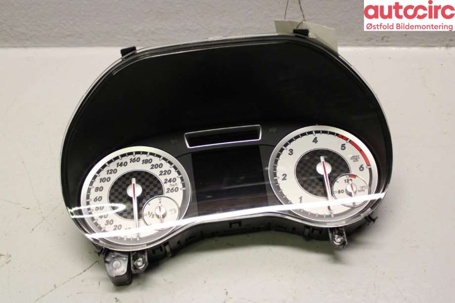Instrumentpanel til Mercedes A-Klasse, 2012-2018 (W176) (W176) (MERCEDES|A 176 900 93 01)