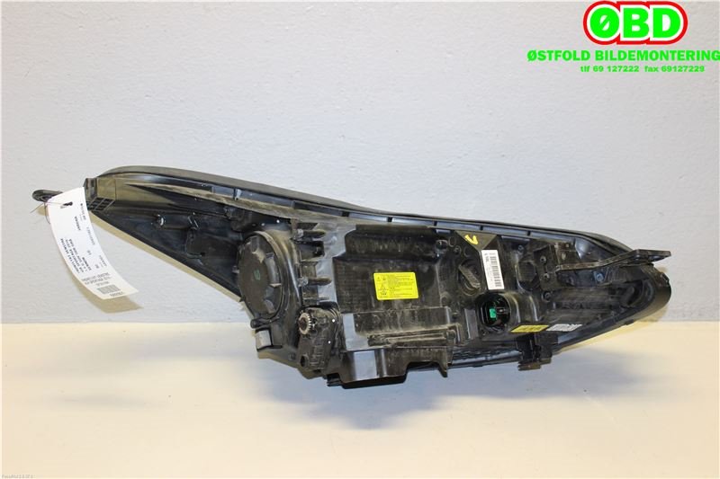 Frontlykt venstre xenon til Kia Sportage 2016-2021 (Type IV)  (KIA|92101F1100|)