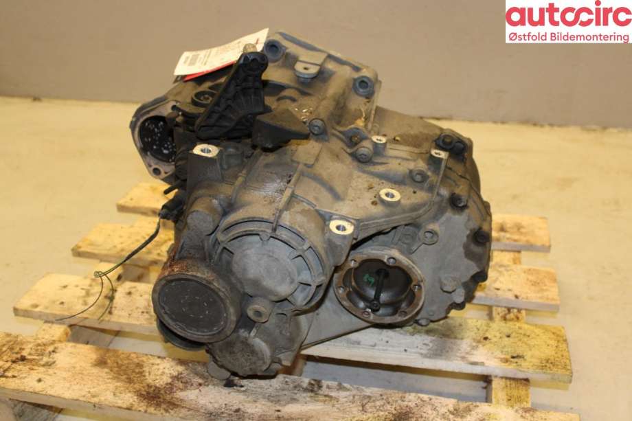 Girkasse manuell 6-trinn til VW Caddy 2010-2015 (Type III, Fase 2) (VOLKSWAGEN|02Q 300 013 S|)