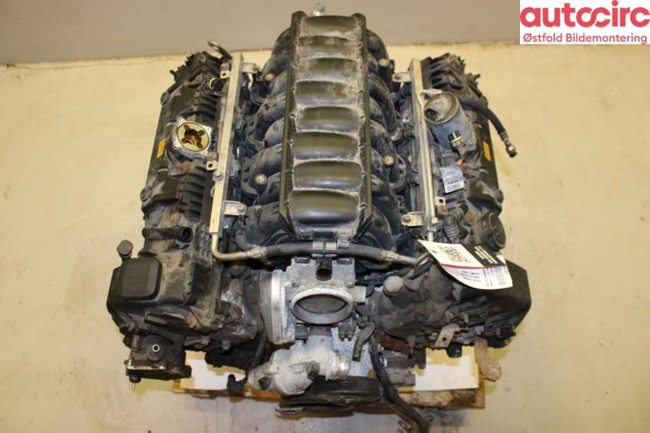Motor bensin til BMW X5 2007-2013 (E70) (E70) (BMW|11 00 0 439 113|)