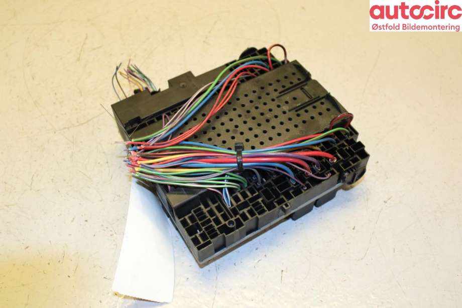 Sikringsboks til Volvo XC90 2002-2006 (Type I, Fase 1) (VOLVO|9162438||30682664)