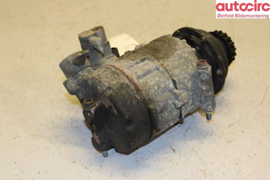 Aircondition kompressor til VW Transporter / Caravelle 2003-2009 (Fase 1) (T5) (T5) (VOLKSWAGEN|7H0 820 805 J|)