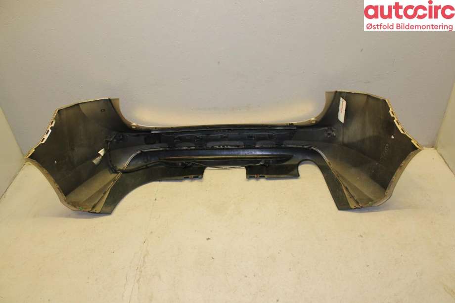 Støtfanger bak til Volvo V60 2010-2013 (Type I, Fase 1)  (VOLVO|39808165|)