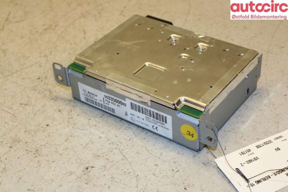 Bilstereo navigasjon til Citroën Berlingo 2019-->> (Type III) (CITROEN||9833500080)