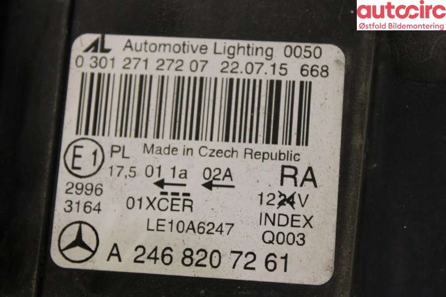 Frontlykt høyre halogen til Mercedes B-Klasse 2011-2018 (W246) (W246) (MERCEDES|A 246 820 02 39|)