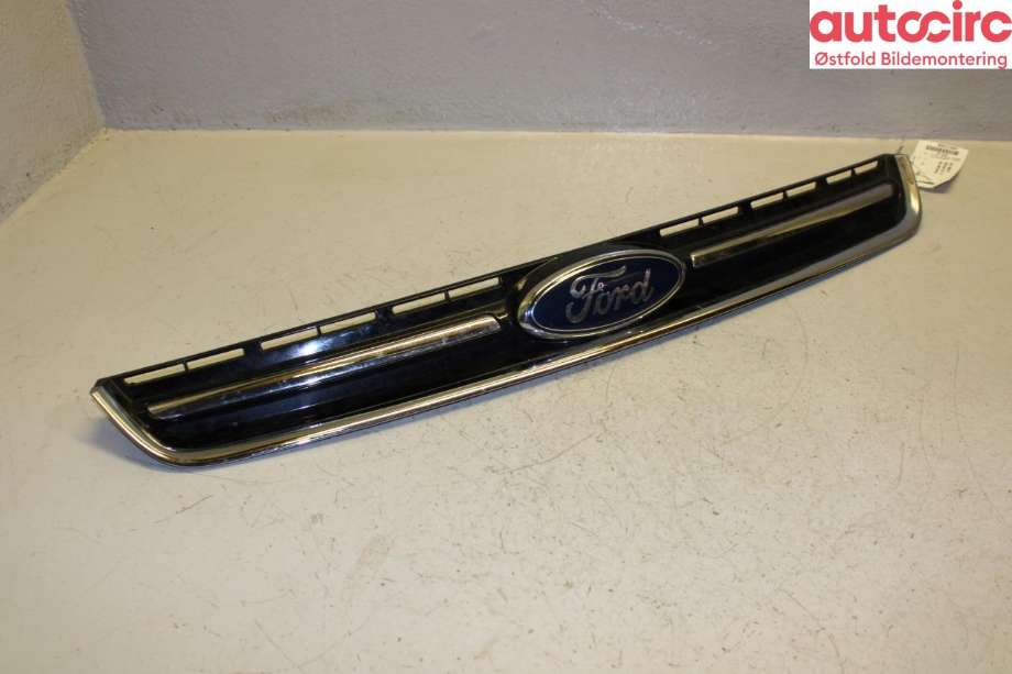 Grill til Ford Kuga, 2013-2019  (FORD|1893744)