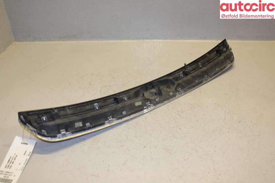 Grill til Ford Kuga 2013-2019  (FORD|1893744|)