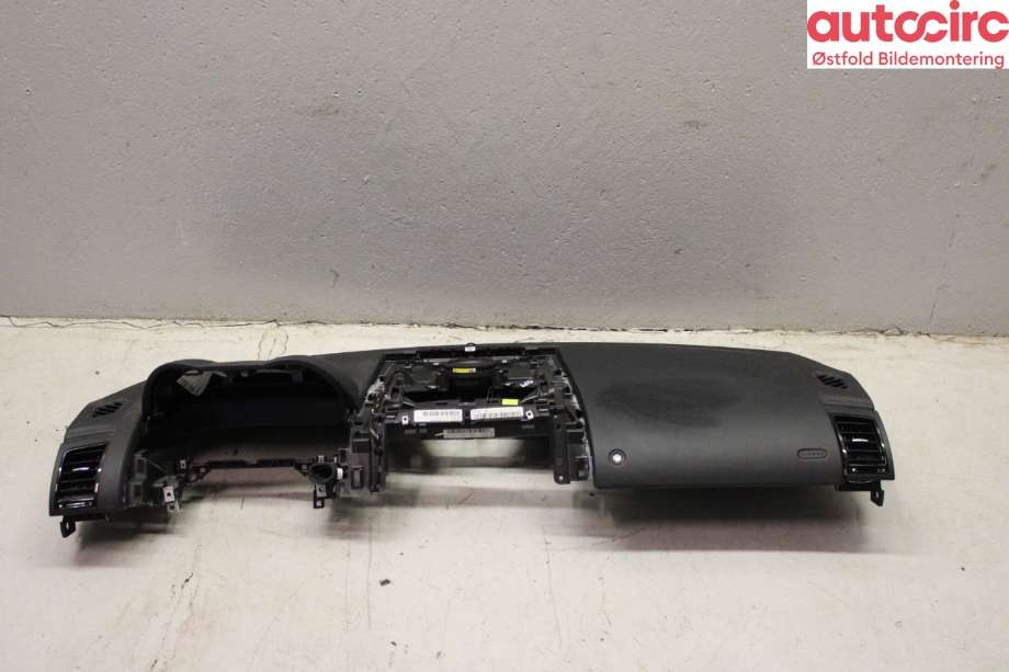 Dashbord til Jaguar F-TYPE 2013-->>  (JAGUAR|T2R3397PVJ|)