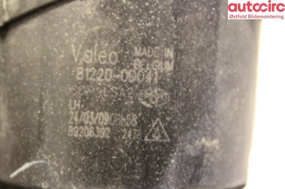 Tåkelykt venstre foran til Toyota RAV4 2009-2013 (Type III, Fase 2)  (TOYOTA|812200D041|)