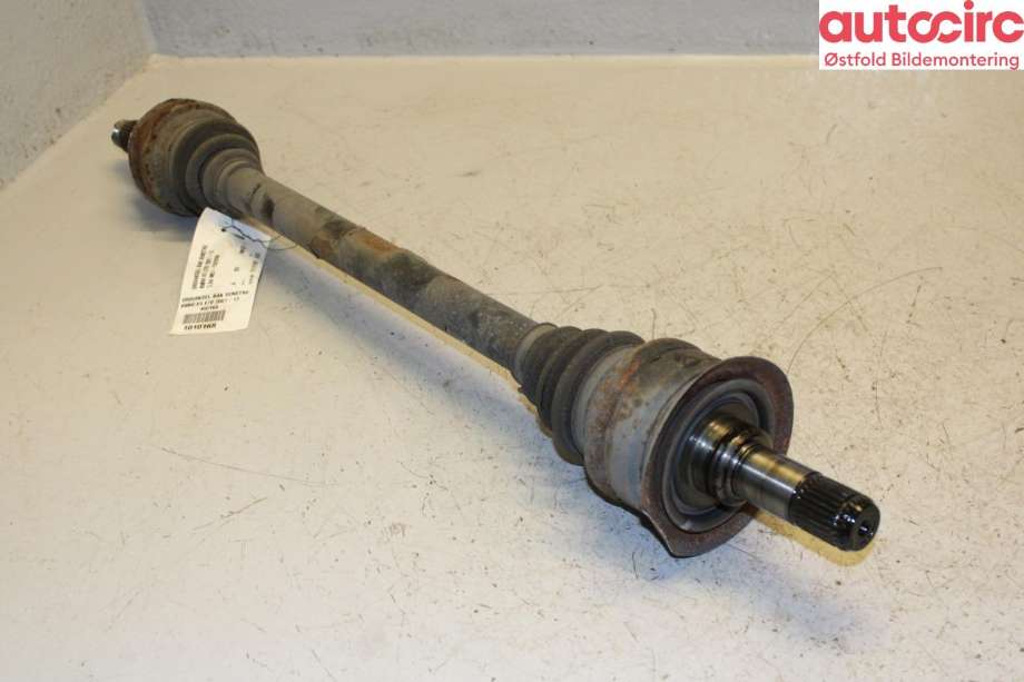 Drivaksel venstre bak til BMW X5 2007-2013 (E70) (E70) (BMW|33 20 8 609 838|)