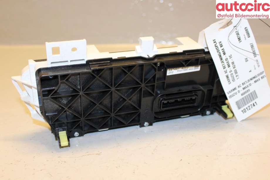 Varmeapparat betjening til Isuzu D-Max 2021-->> (Type III) (ISUZU||8974914252)