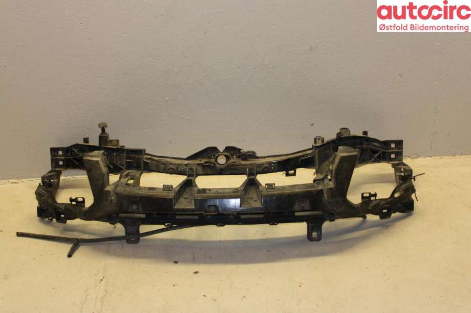 Frontplate til Ford Kuga 2008-2012 (Type I)  (FORD|1671607|)