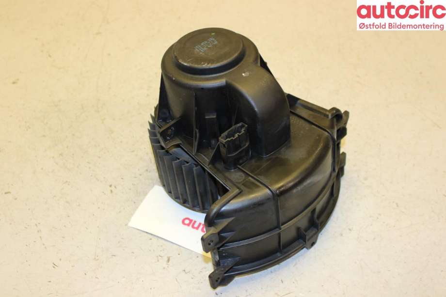Varmeapparat motor til VW Transporter / Caravelle 2009-2015 (Fase 2) (T5) (T5) (VOLKSWAGEN|7E5 820 021|)