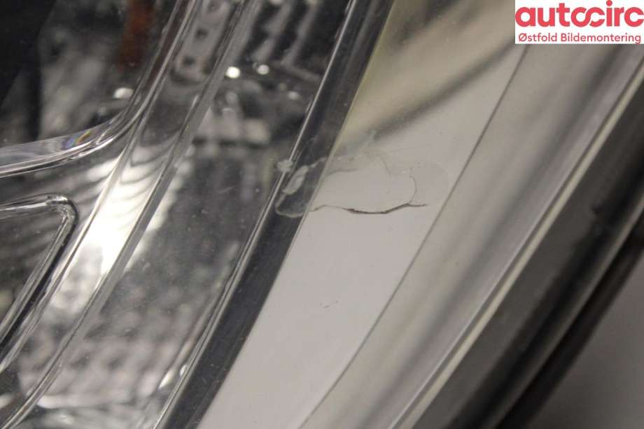 Frontlykt venstre halogen til Citroën Jumper 2014-->> (Type III, Fase 2) (CITROEN|16 319 980 80|)