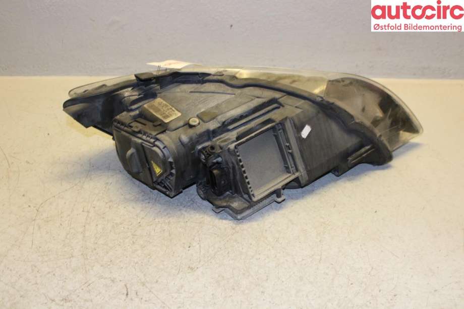Frontlykt venstre halogen til Audi Q7 2010-2015 (Type I, Fase 2)  (AUDI|4L0 941 029 AC|)