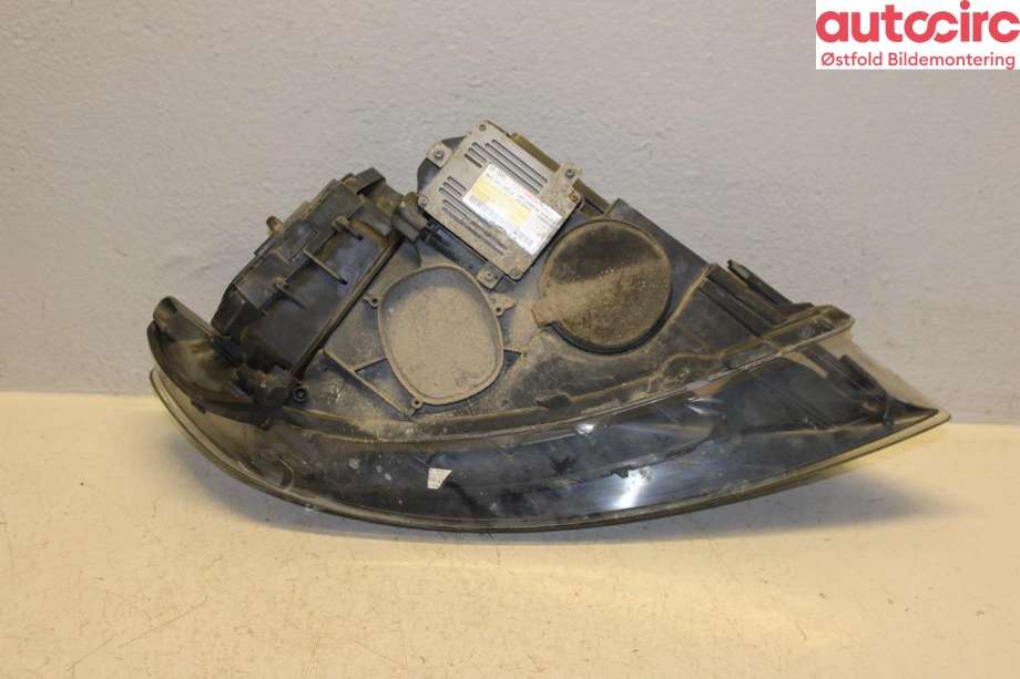 Frontlykt venstre halogen til Audi Q7 2010-2015 (Type I, Fase 2)  (AUDI|4L0 941 029 AC|)