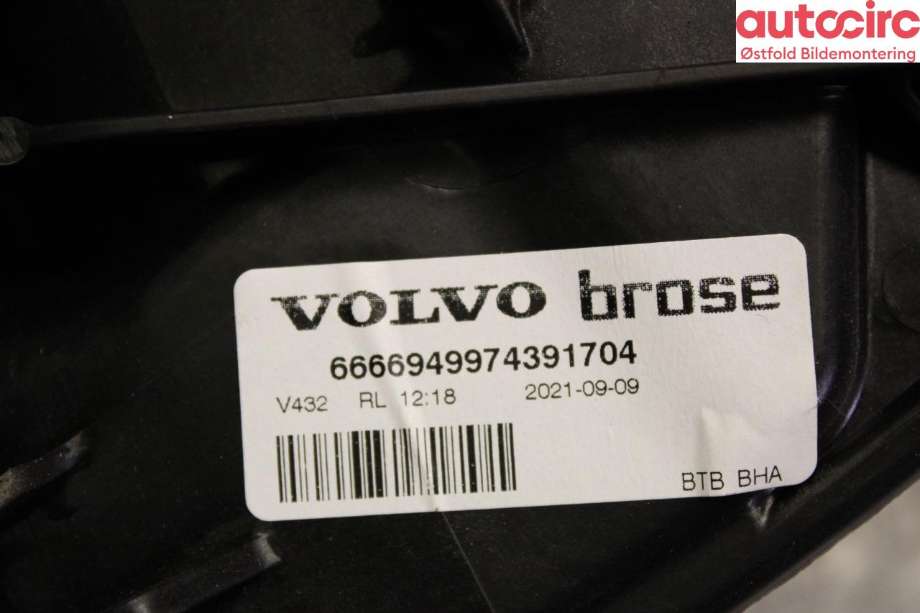 Ruteheis venstre bak til Volvo V60 / V60 CC 2018-->> (Type II)  (VOLVO|31462706|)
