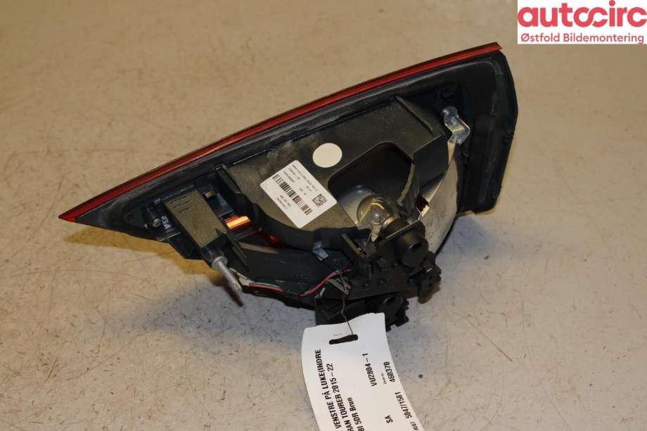 Baklykt venstre indre til BMW 2-Serie, Active/Gran Tourer 2014-->> (F45/F46) (F45/F46) (BMW|63 21 7 329 791|)