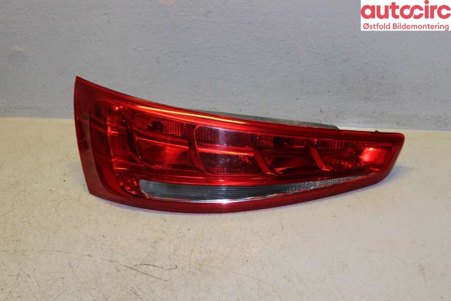Baklykt venstre til Audi Q3, 2015-2018 (Type I, Fase 2)  (AUDI|8U0 945 093)