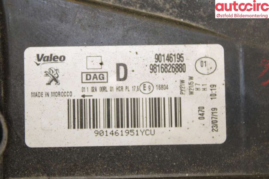 Frontlykt høyre halogen til Peugeot Partner 2019-->> (Type III) (PEUGEOT|98 168 268 80|)