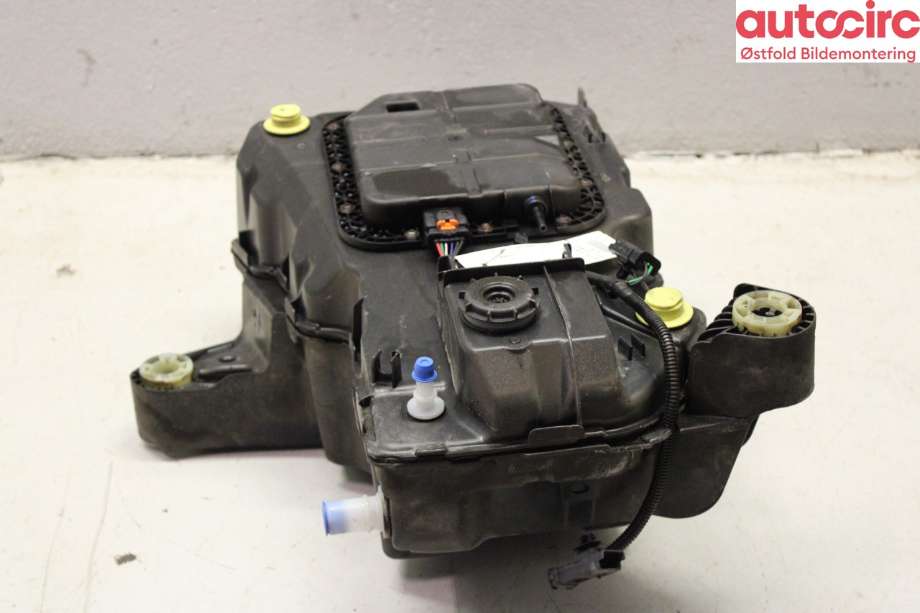 AdBlue tank til Peugeot Partner 2019-->> (Type III)  (PEUGEOT|98 176 018 80|)