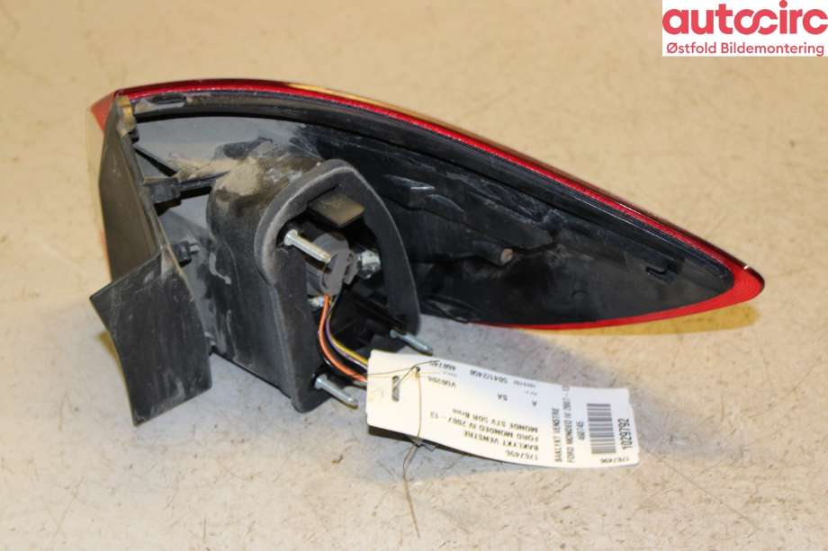 Baklykt venstre til Ford Mondeo 2011-2014 (Type IV, Fase 2) (FORD|1767496|)