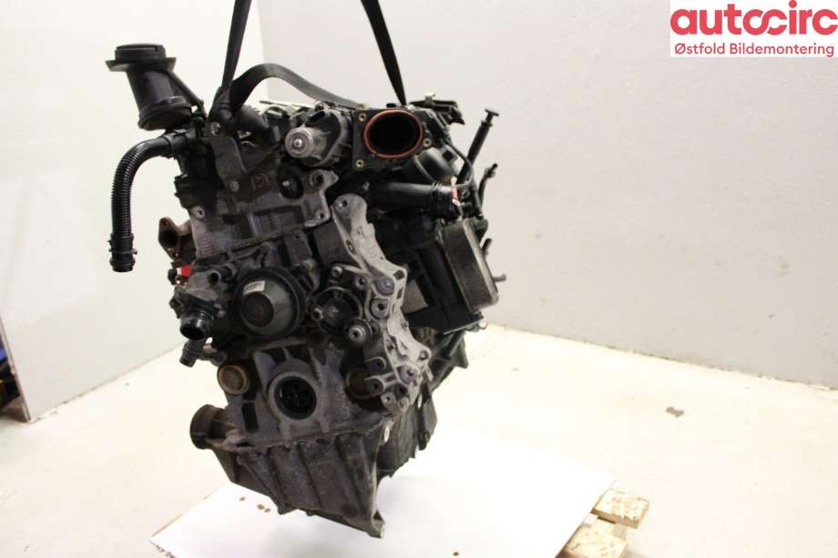 Motor diesel til BMW X3 2010-2017 (F25) (F25) (BMW|11 00 2 207 817|)