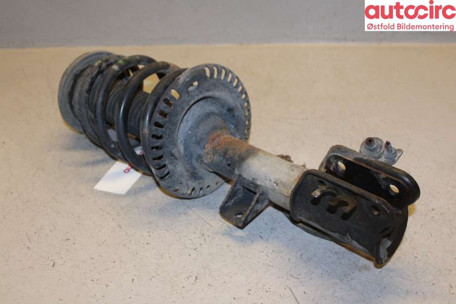 Fjærbein venstre foran til VW Transporter / Caravelle 2015-2019 (T6) (T6) (VOLKSWAGEN|7E8 413 031|)