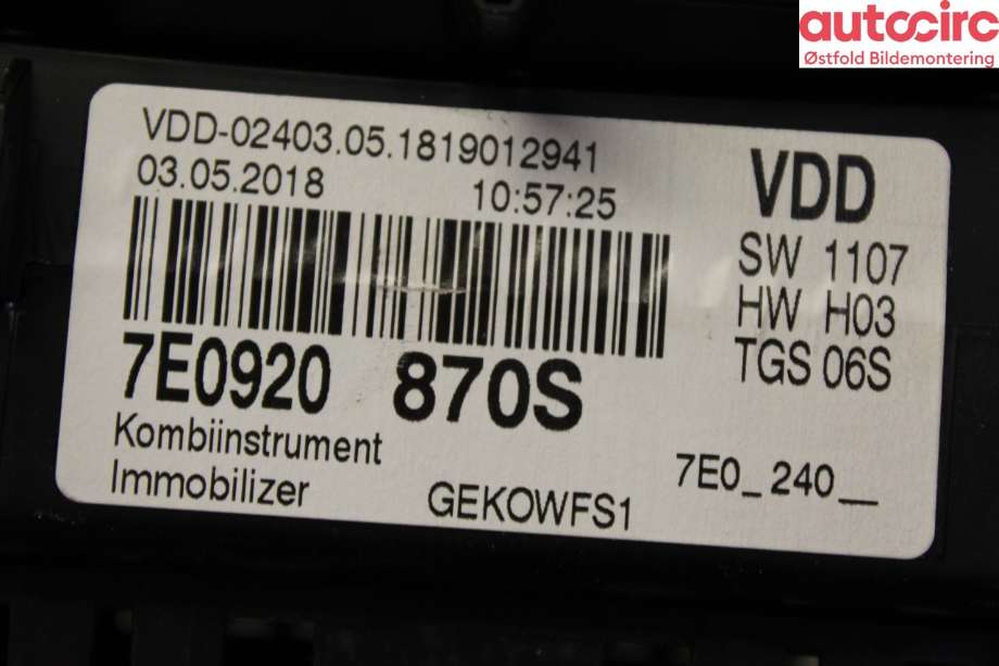 Instrumentpanel til VW Transporter / Caravelle 2015-2019 (T6) (T6) (VOLKSWAGEN|7E0 920 870 S|)