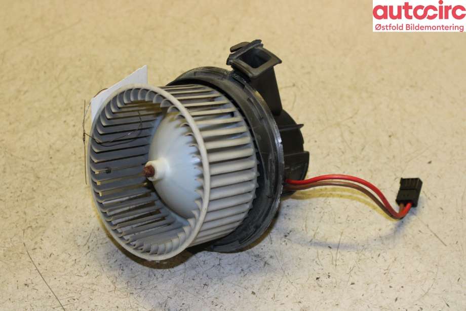 Varmeapparat motor til Mercedes C-Klasse, 2011-2014 (Fase 2) (W204) (W204) (MERCEDES|A 212 820 07 08)