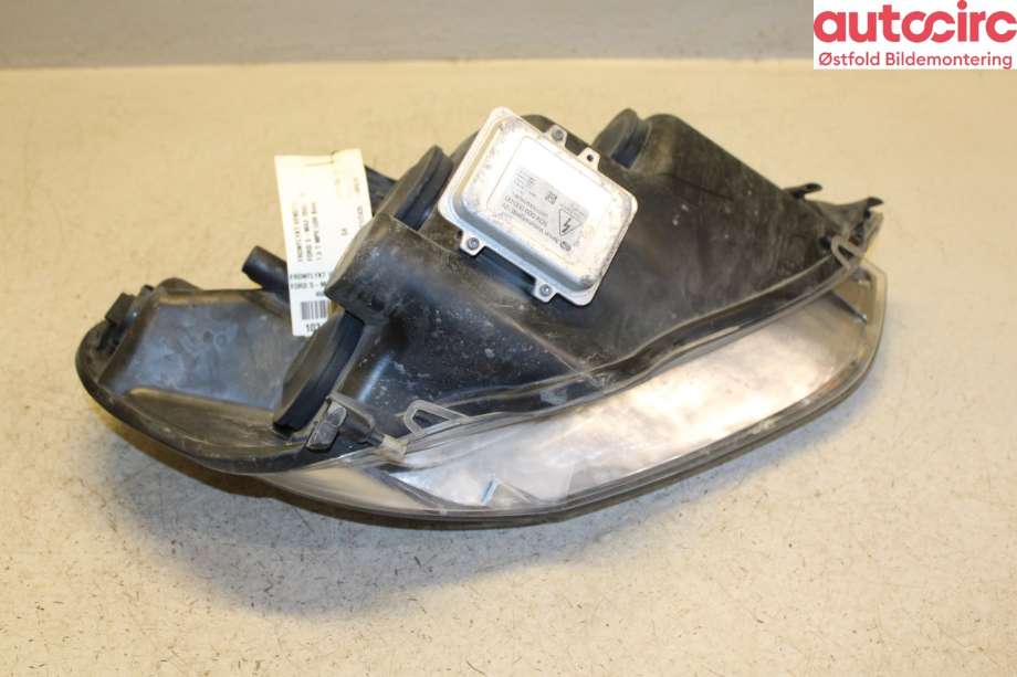 Frontlykt venstre halogen til Ford S-Max 2010-2015 (Type I, Fase 2)  (FORD|1801378|)