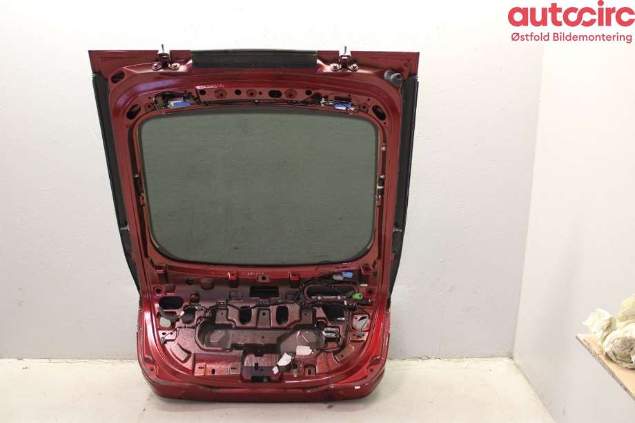 Bakluke combi til Ford Mondeo 2014-2019 (Type V, Fase 1)  (FORD|2389691|)