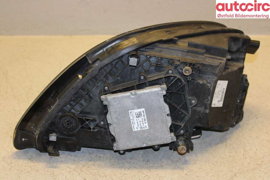 Frontlykt venstre halogen til Porsche Panamera 2017-->> (Type II) (971) (971) (PORSCHE|971 941 039 G|971 941 039 L|)