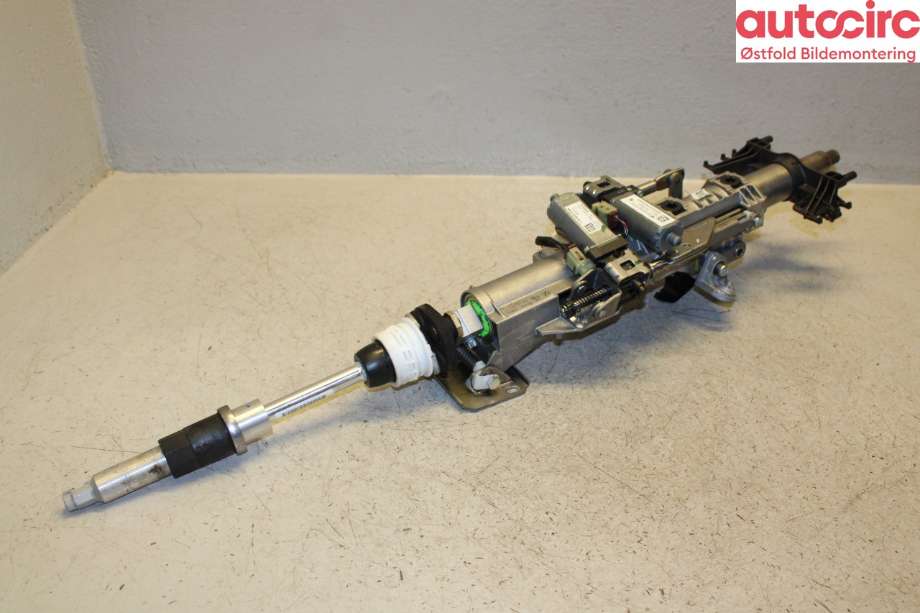 Rattaksel til BMW X5 2013-2018 (F15) (F15) (BMW|32 30 6 868 391|)