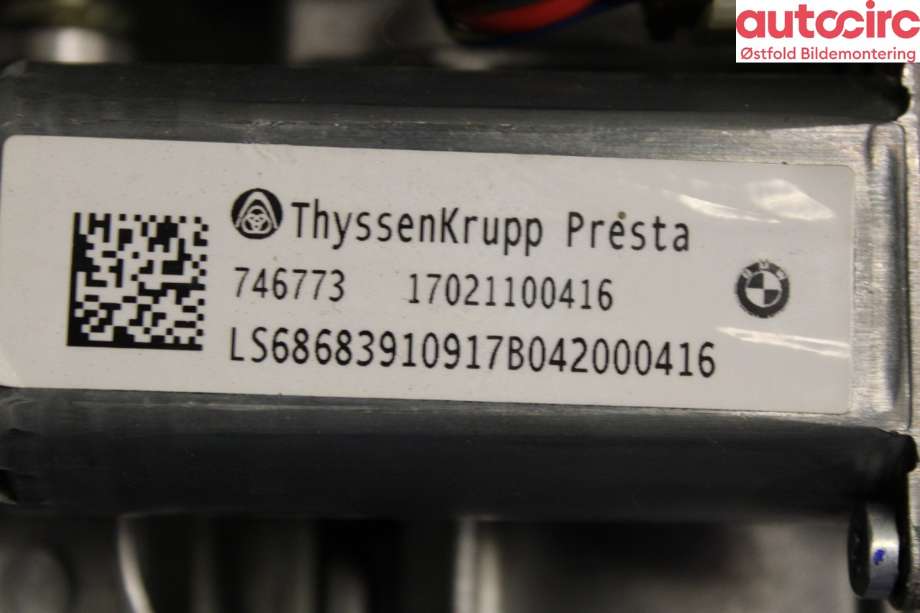 Rattaksel til BMW X5 2013-2018 (F15) (F15) (BMW|32 30 6 868 391|)