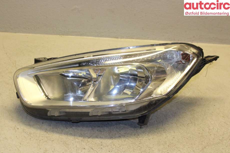 Frontlykt venstre halogen til Ford Transit Courier, 2014-2018 (Type I, Fase 1) (FORD|2269022)