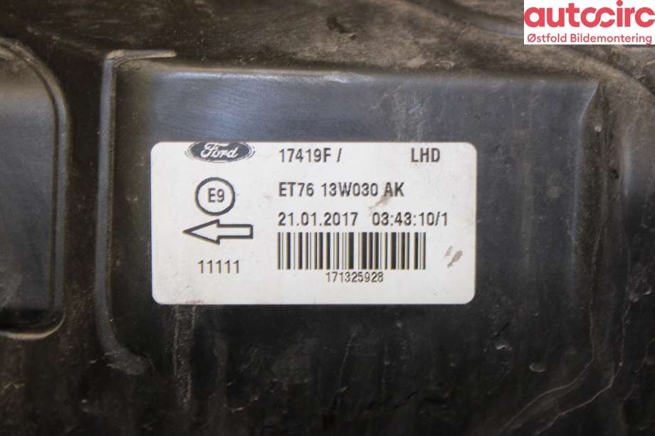Frontlykt venstre halogen til Ford Transit Courier 2014-2018 (Type I, Fase 1) (FORD|2269022|)