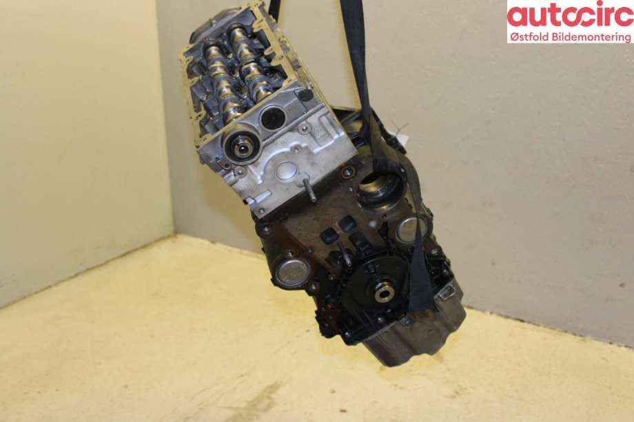 Motor diesel til VW Transporter / Caravelle 2015-2019 (T6) (T6) (04L 100 090 B|)