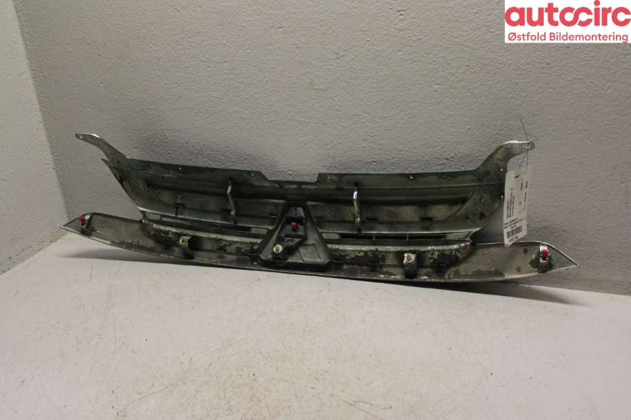 Grill til Mitsubishi Outlander 2015-->> (Type III, Fase 2)  (MITSUBISHI|7450A638|)