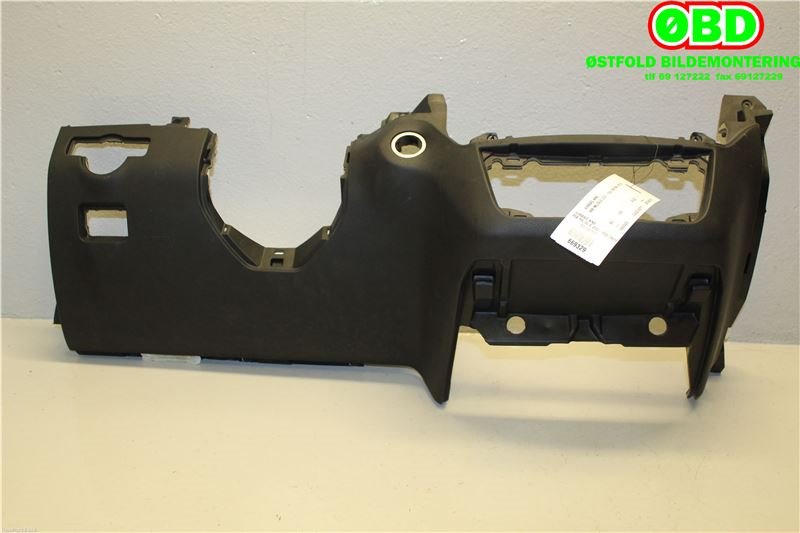 Airbag kne til Mercedes ML, 2011-2015 (Fase 1) (W166) (W166) (MERCEDES|A 166 860 01 02)