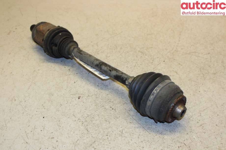 Drivaksel venstre foran til BMW X3, 2010-2017 (F25) (F25) (BMW|31 60 8 675 013)