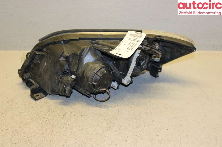 Frontlykt høyre halogen til Toyota RAV4 2009-2013 (Type III, Fase 2)  (TOYOTA|8113042501|)