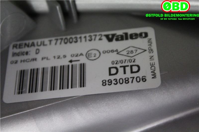 Frontlykt høyre halogen til Nissan Primastar 2001-2006  (2600000QAD||7700311372)