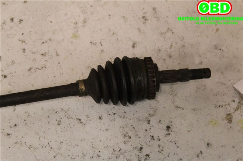 Drivaksel høyre foran til Opel Corsa C 2000-2006 (OPEL CORSA|26076878|374370|)