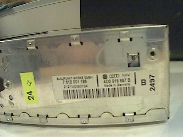 Bilstereo navigasjon til Audi A6 1997-2001 (Type II, Fase 1) (C5) (C5) (AUDI A6|4D0 919 887 BX||4D0919887B)