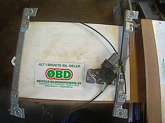 Ruteheis til Renault Kangoo 2008-2021 (Type II) (RENAULT KANGOO II 1,6 16V|8200497568|807213441R|)